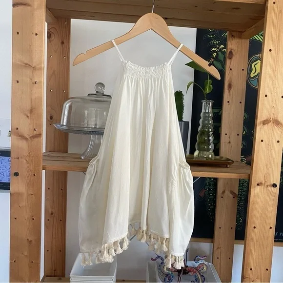 Stillwater Cream White Split Front Tassel Hem Tank Top Medium - Picture 3 of 13